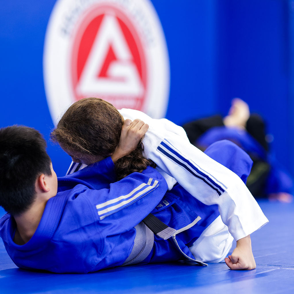 ADIDAS Rookie JJ250 blanco. Kimono de Jiu jitsu unisex para niños y adolescentes