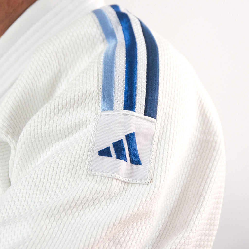 ADIDAS Contest J650 Judogi de entrenamiento y homologado para competiciones nacionales