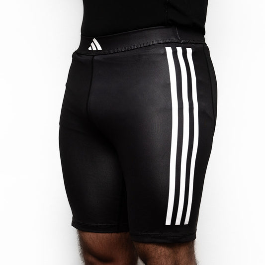 Adidas Short de compresión para entrenamientos y competencias de Artes Marciales, Judo, Karate, Taekwdono, Jiu Jitsu, Grappling, Luta Livre o MMA