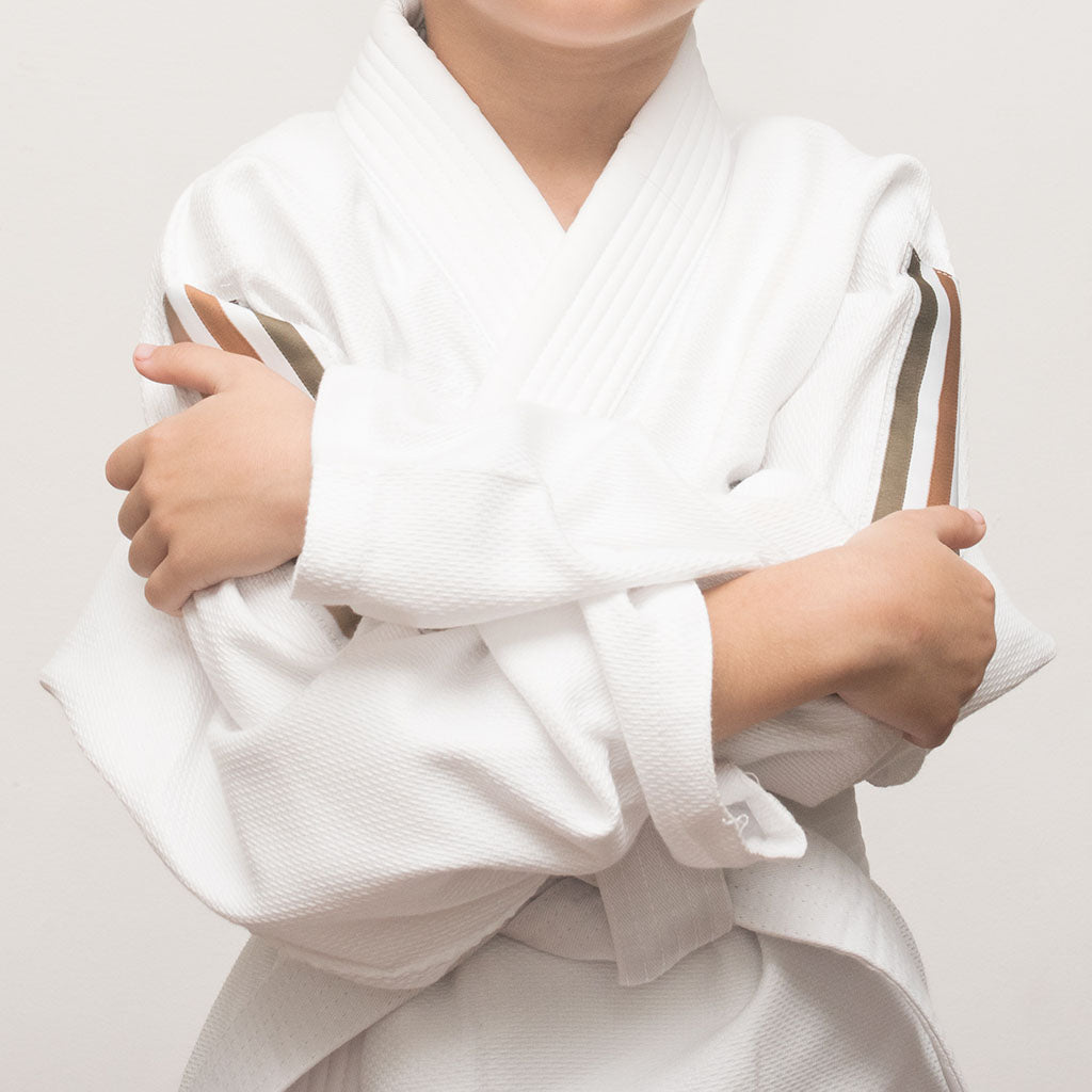 ADIDAS Rookie JJ250 blanco. Kimono de Jiu jitsu unisex para niños y adolescentes
